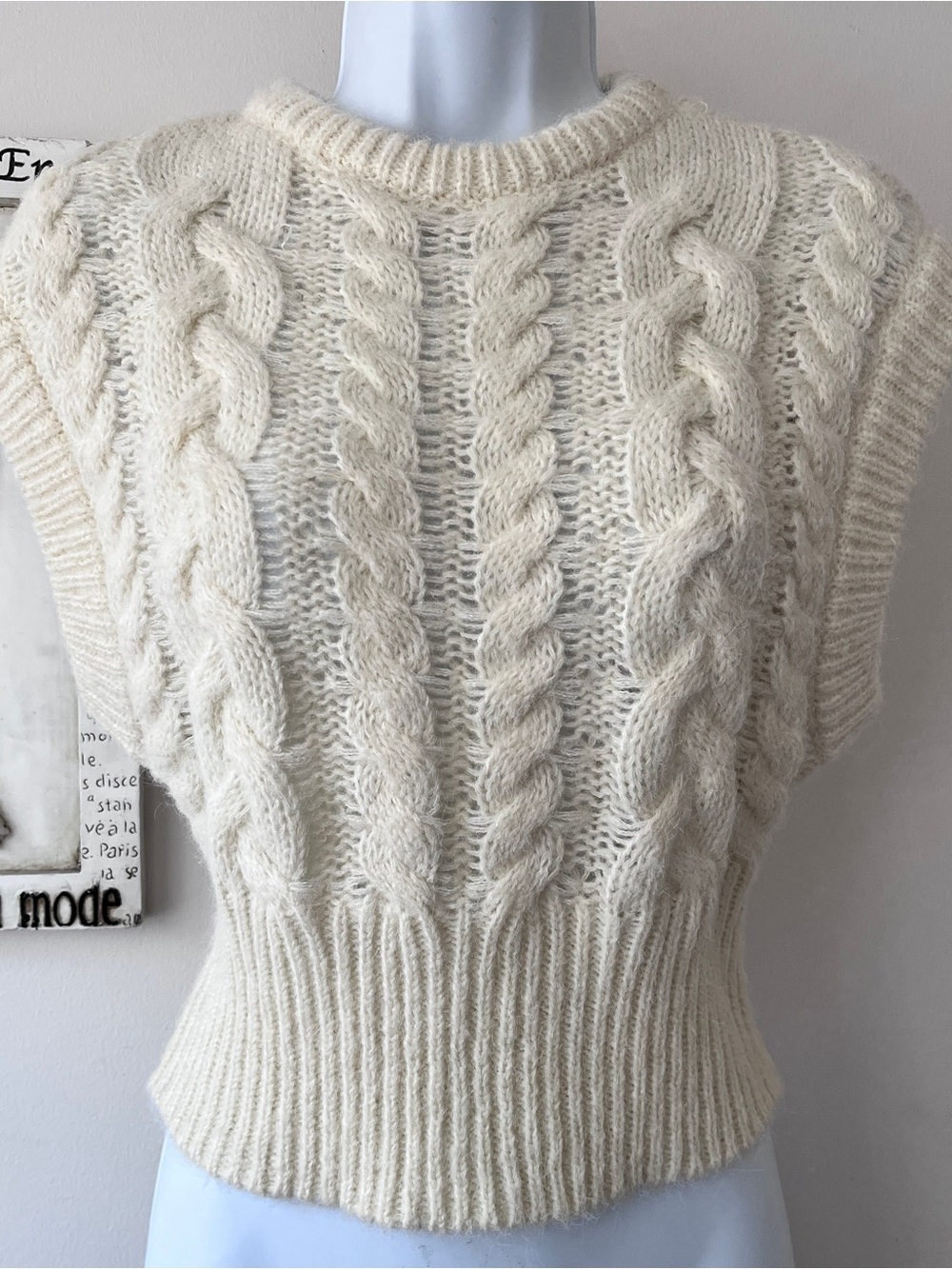 Vero Moda Ivory Cable Knit Sleeveless Crew Sweater Vest Size XS